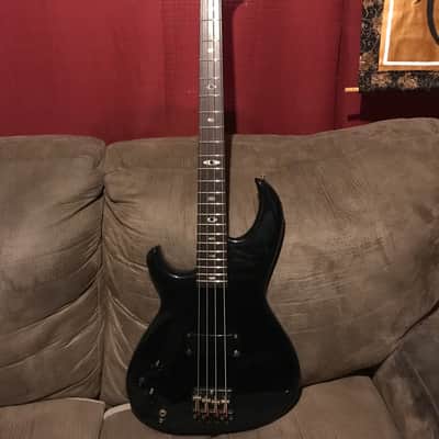 Cliff Burton Aria pro II Elite I 1984 - Black and gold image 1
