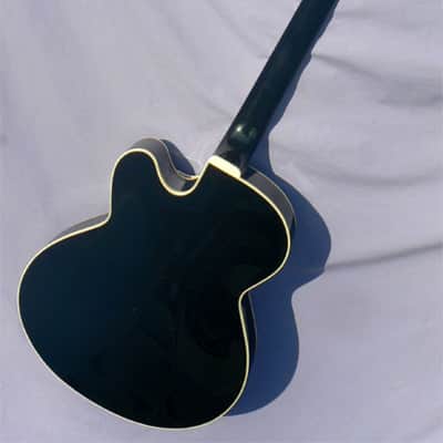 c.1984 Fender D'Aquisto Elite: Premium Model, Comfy 16" Body, All Original, Feedback Buster, Gleaming Condition, Best Buy! image 5