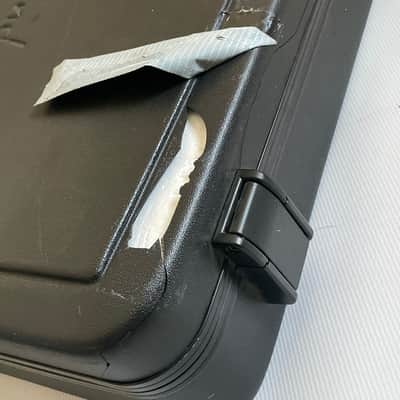 2010's Fender Stratocaster Telecaster Hardshell Electric Guitar Case TSA Latches w/ Keys (Damaged) image 9