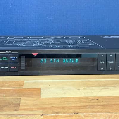 [Excellent] Roland VP-70 Voice Processor image 1