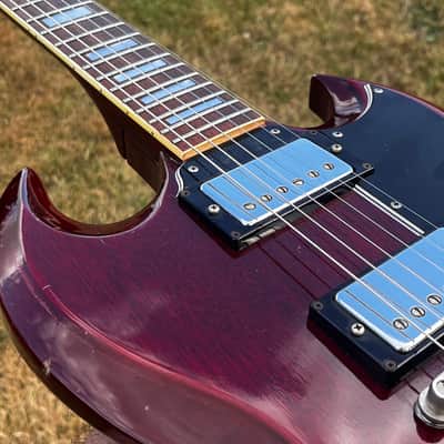 VIDEO ... 1977 Greco SG-400T ... Catalogue CUSTOM ORDER … BIGSBY STRING-TROUGH + Maxon U-1000 PAF "Burst" REPLICA / Clone Humbuckers ... Made in Japan Lawsuit Era + GIGBAG image 17