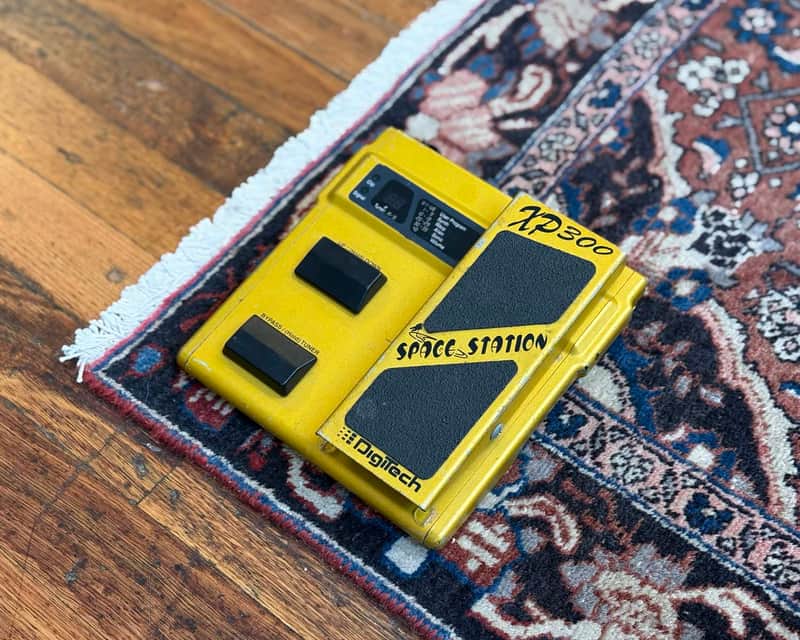 DigiTech XP300 Space Station