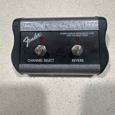 Fender 099-4056-000 2-Button Channel/Reverb Footswitch with 1/4" Jack 2010s - Silver image 1