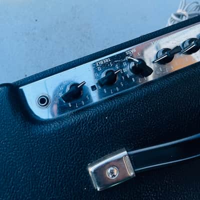 Fender Blues Junior PR295 15W Tube Guitar Amplifier Combo - Excellent Condition image 6