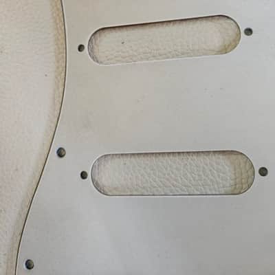 Fender Stratocaster Aged Relic 3 ply Pickguard Parchment image 5