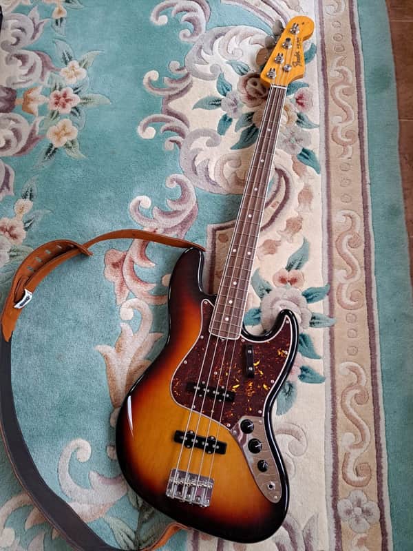 Fender American Vintage II 1966 Jazz Bass 2024 - Sunburst image 1