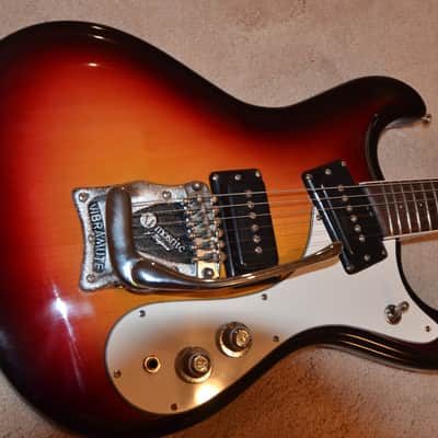 Mosrite Ventures Model  (RARE)  SIGNED & DATED by SEMI MOSLEY.  MINT !! image 2