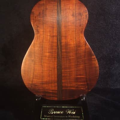 Handcrafted Concert Ukulele, Solid Curly Hawaiian Koa, Hibiscus Mop & Abalone Inlay, Soft-bag, Bruce Wei UG15-2928 image 6