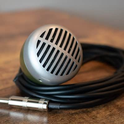 Shure 520DX Green Bullet Harmonica Microphone image 2