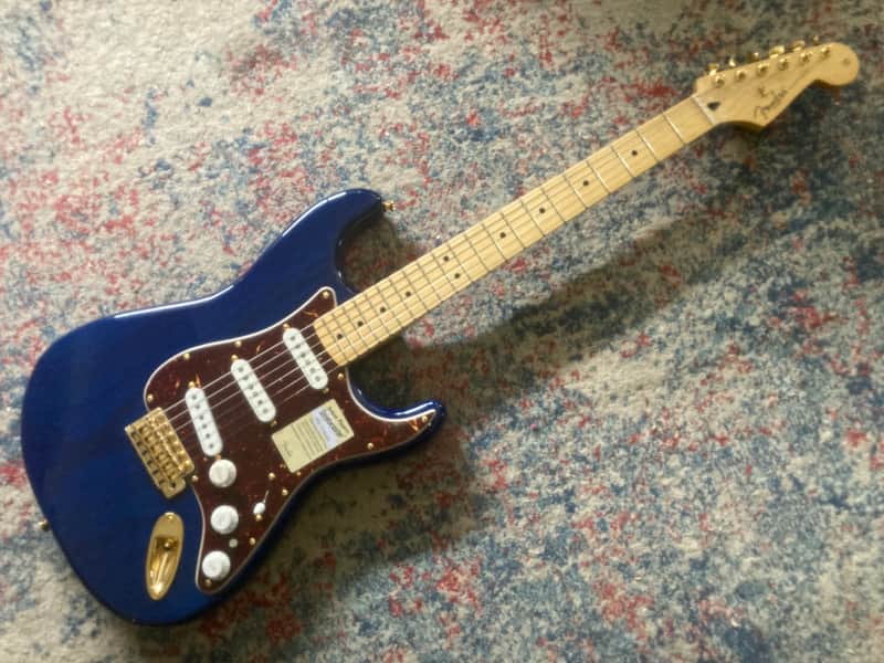 Fender  Deluxe Players Stratocaster  - Blue Saphire