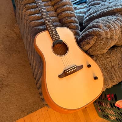 Fender Highway Series Dreadnought Spruce Top 2023 - Present - Natural image 1