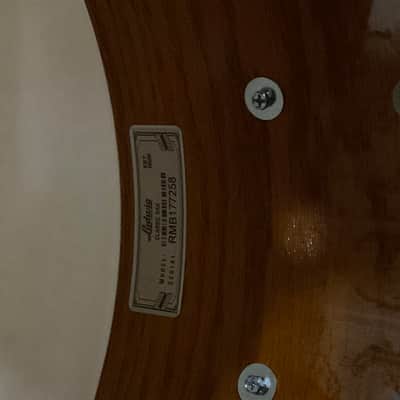(MINT) Ludwig Classic oak 8x14 snare drum Tennessee Whiskey image 4