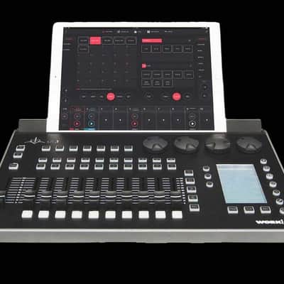 Gamma LS1TP Lighting Console 8 Universes WITH Road Case & Lamp image 3
