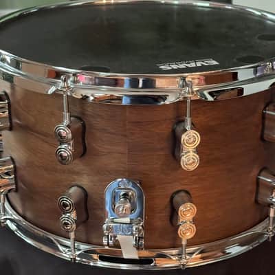 PDP by DW Limited Edition Snare Drum 8 x 14" 20 Ply Maple/Walnut 10 Lugs image 3