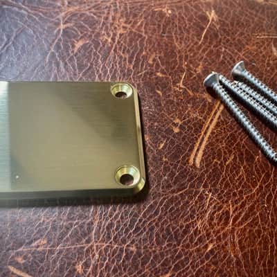Van Dyke-Harms Extra Thick Brass Neck Plate with Screws, Fits Fender-style, 4-bolt guitars 2025 - Brass image 4