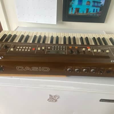 Casio CT-501 1990s - Keyboard with drum machine image 4