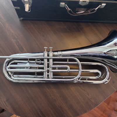 DEG Dynasty II Marching 2 Valve French Horn Bild 2