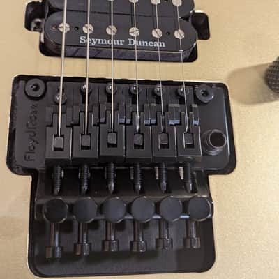 Charvel Pro-Mod San Dimas Style 1 HH FR RW 2025 - Pharaohs Gold image 10