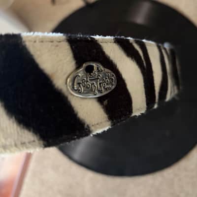 GET'M GET'M Vintage Plush ZEBRA STRAP image 1
