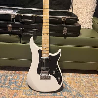 Vigier Excalibur Indus 2020 (Satin/Matte White with Satin Matte Black Pickguard, Trem) image 1