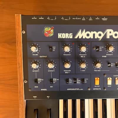 Korg Mono/Poly 1980s - Blue image 8