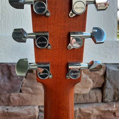 USA Larrivee LV-05 MH Mahogany Top A/E image 13