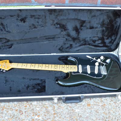 1975 Fender Stratocaster Black image 8