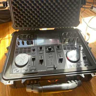 Denon Prime Go 2-Channel Rechargeable Smart DJ Console 2020 - Present - Black image 1
