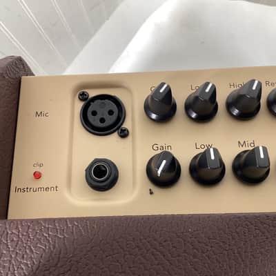 Fishman Loudbox Micro 2-Channel 40-Watt 1x5.25" Acoustic Guitar Combo 2023 - Present - Brown image 4