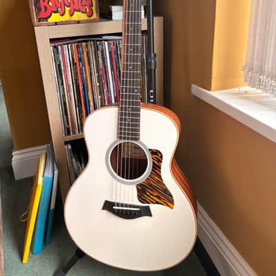 Taylor GS Mini-e Special Edition 2024 - Trans White image 5