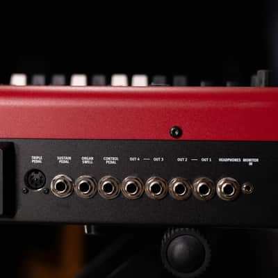 Nord Stage 4 73 Keyboard - Display image 13