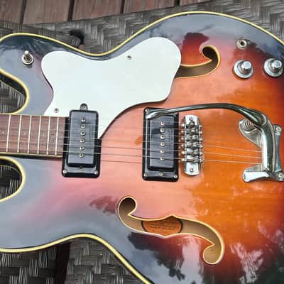 Mosrite Celebrity I 1965-1966 super clean, sunburst orginal case image 17