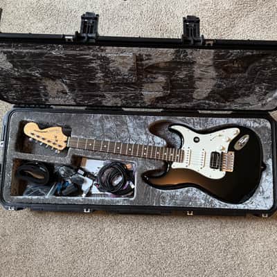 Fender Fishman TriplePlay Stratocaster HSS 2014 - Black image 1