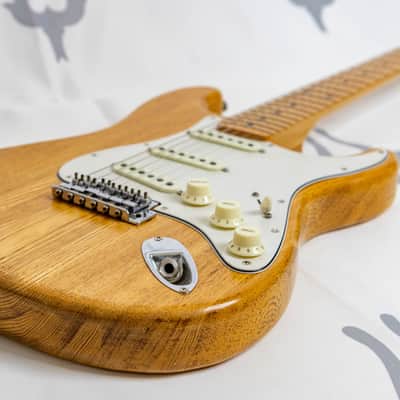 Yamaki Performer Series YST-500N (M) - Natural Matte Finish - Stratocater image 17