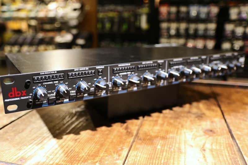 dbx 1046 Quad Compressor/Limiter | Reverb
