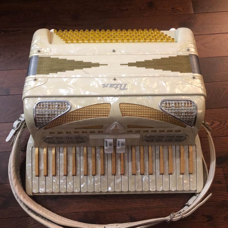 Titano Titan Accordion 120 Bass Made in Italy image 1