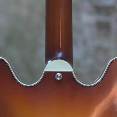 Eastman T64/v-T - Antique Goldburst B-Stock image 11