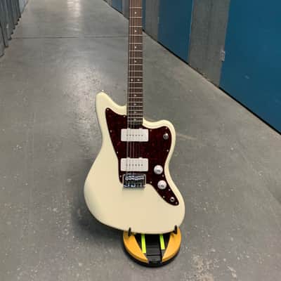 Squier Paranormal Jazzmaster XII 2023 - Present Olympic White image 1