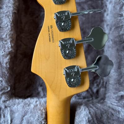 Fender American Ultra Precision Bass with Rosewood Fretboard 2019 - Present - Mocha Burst image 3