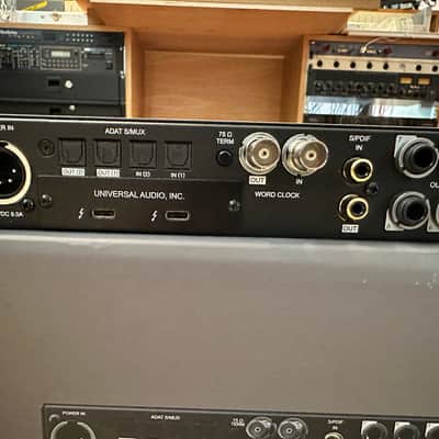 Universal Audio Apollo x8 Thunderbolt 3 Audio Interface 2018 -2025 - Black image 5