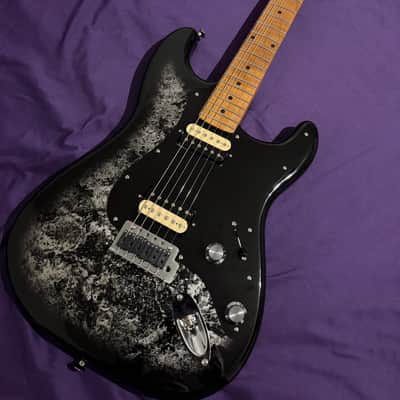 GD Guitars 2026 Super S – Black to Silver Foil Burst | HSH-86 GD Pickups Set | Roasted Flame Maple Neck | Roadrunner Case image 2