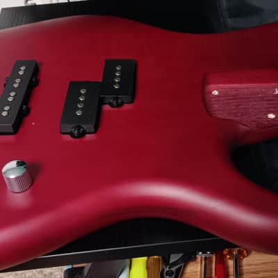 CORT BASS BODY LOADED image 4