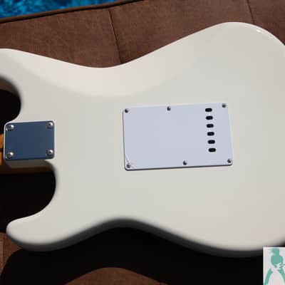 Fender Traditional '50s Stratocaster - Arctic White - Made in Japan - Pro Set Up w Perfect Frets/Action/Intonation! image 8