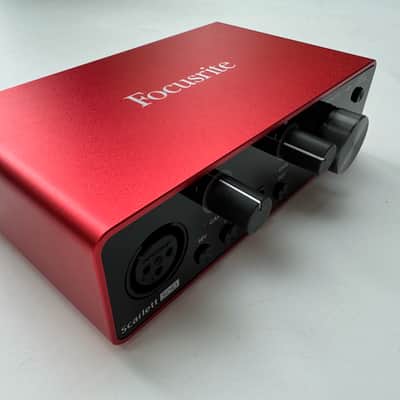 Focusrite Scarlett Solo 3rd Gen – Mint / Open Box – Unused image 1