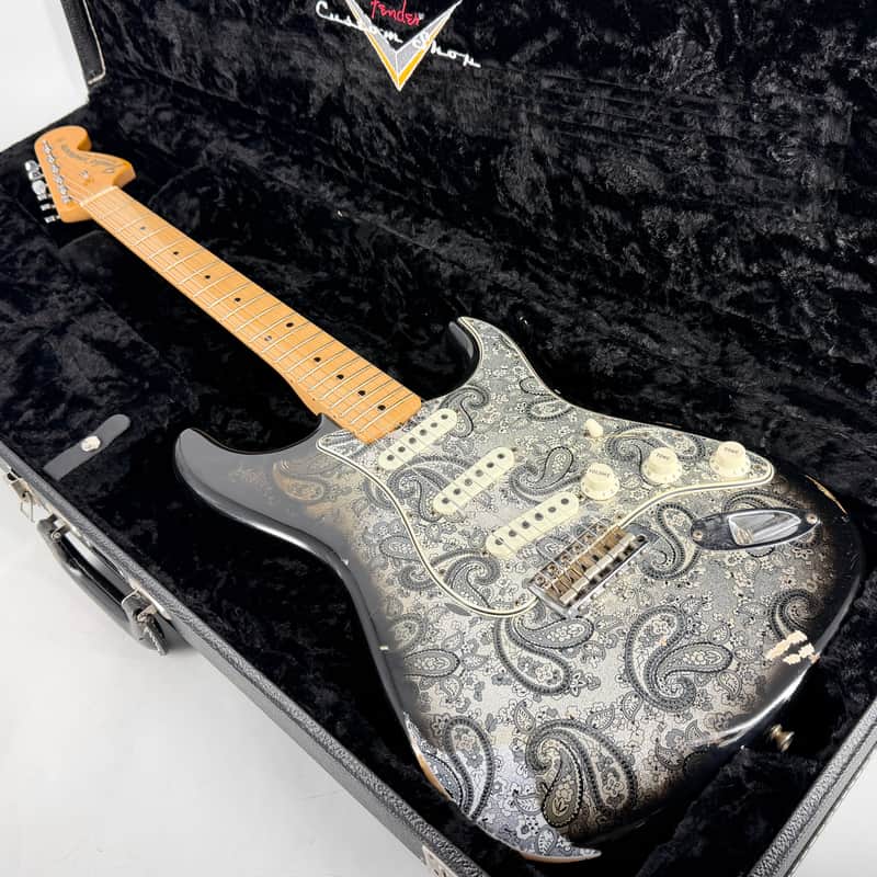 2018 Fender Custom Shop Limited Edition ’68 Stratocaster Relic - Black Paisley - Trades image 1