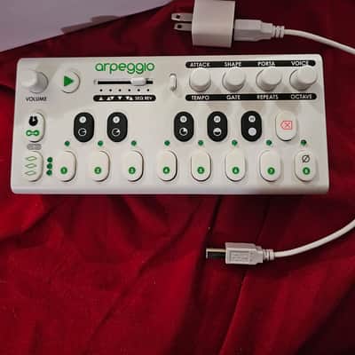 Tangible Instruments ARPEGGIO (2024) Portable Arpeggiator, Sequencer, and Synth (Matte White) BRAND NEW image 1