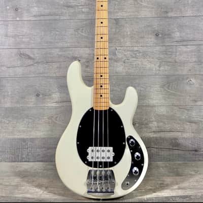 Music Man Stingray Bass 1979 - White - Near Mint, 100% Original image 1