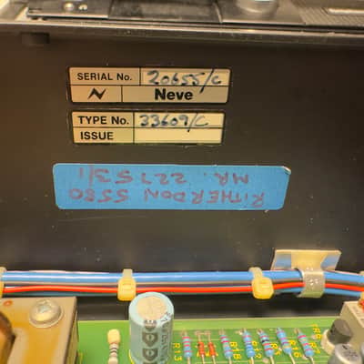 Neve 33609 C Stereo Compressor / Limiter 1970s - Blue image 4