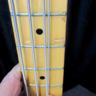 Fender Precision Bass with Maple Fretboard 1970 - 1983 - Sienna Sunburst image 4