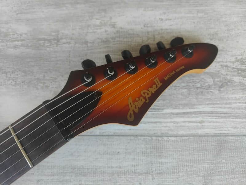 Aria Pro II Magna Series MA38/VS Superstrat (Violin Sunburst) | Reverb